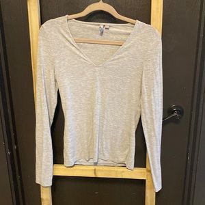 BUNDLE 🤍 ASOS PACK OF 2 long sleeve tees